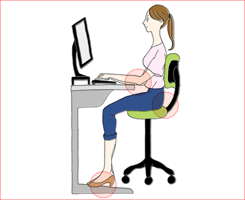 育乳におすすめの座り方は、椅子に深く座り、太ももが水平になり、さらに足の裏が全て地面に着くように高さと座る位置を調節する